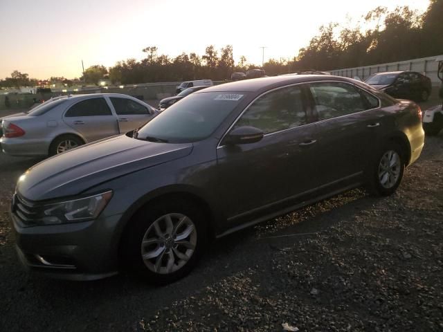 2016 Volkswagen Passat S