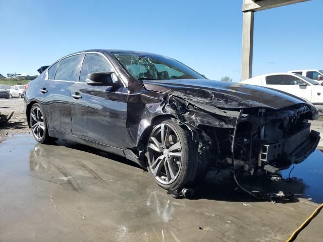 2015 Infiniti Q50 Base