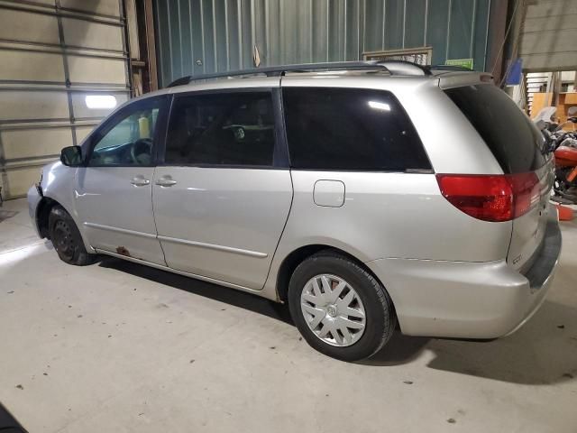 2005 Toyota Sienna CE