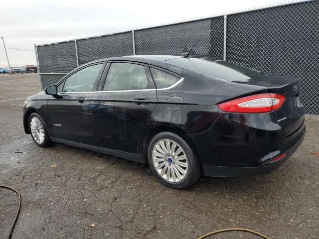 2016 Ford Fusion S Hybrid