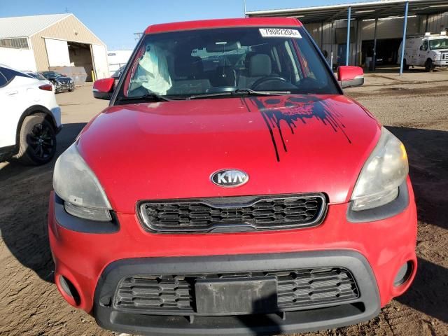 2013 KIA Soul +