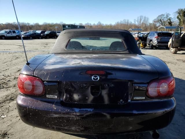 2004 Mazda MX-5 Miata Base