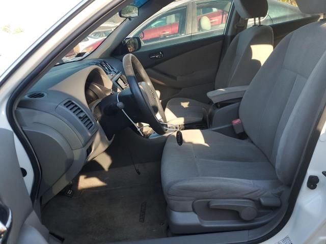 2010 Nissan Altima Base