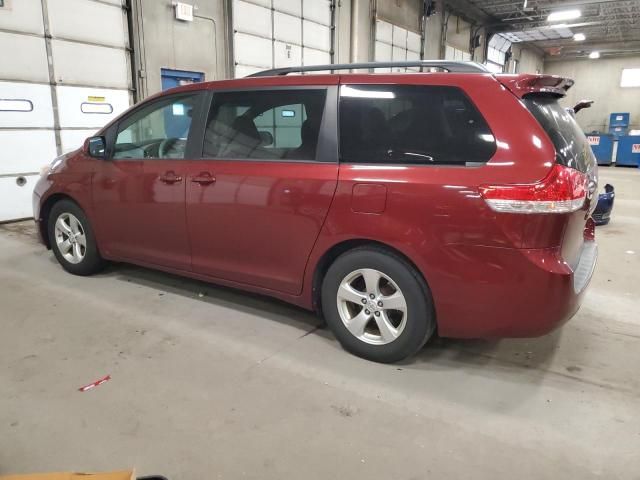 2011 Toyota Sienna LE