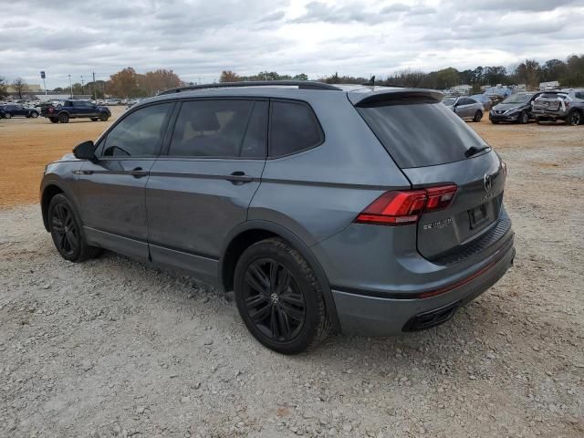 2022 Volkswagen Tiguan SE R-LINE Black