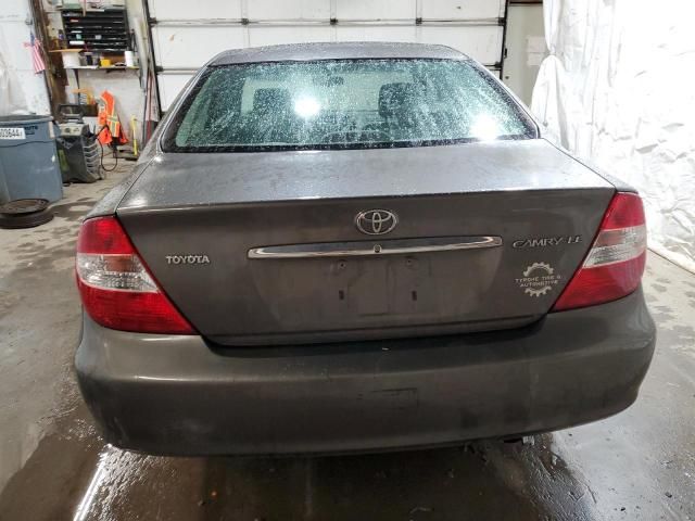 2004 Toyota Camry LE