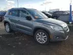 2010 Volkswagen Tiguan SE