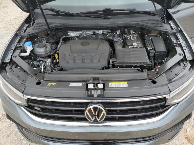 2022 Volkswagen Tiguan SE R-LINE Black