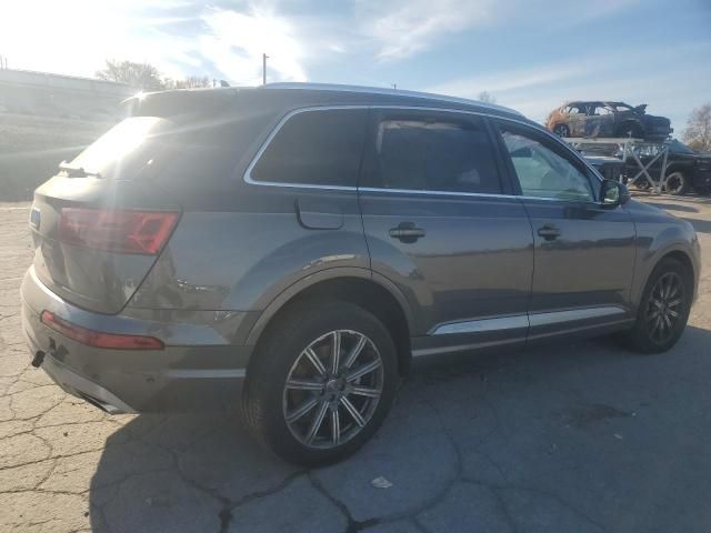 2019 Audi Q7 Premium Plus