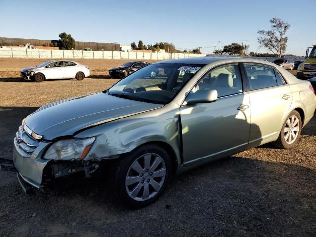 2005 Toyota Avalon XL