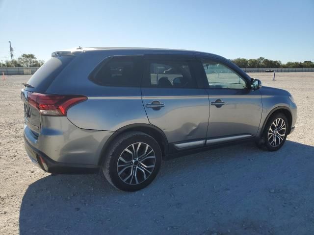 2016 Mitsubishi Outlander SE