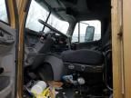 2006 Freightliner Conventional Columbia