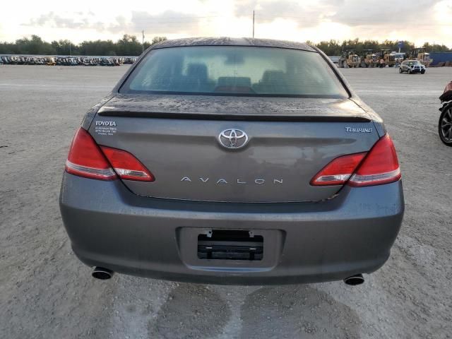 2005 Toyota Avalon XL