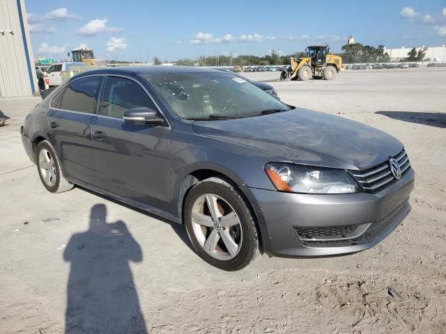 2014 Volkswagen Passat SE