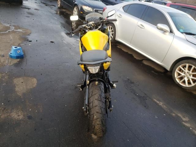 2009 Yamaha FZ6 R