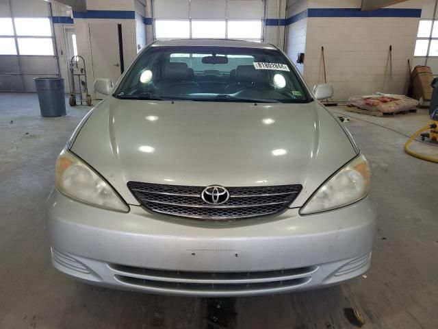 2004 Toyota Camry LE