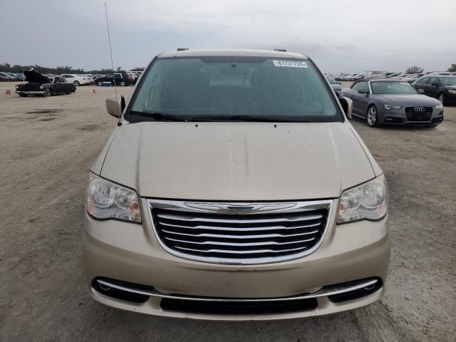 2012 Chrysler Town & Country Touring