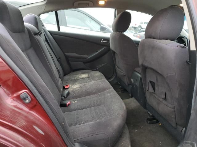 2010 Nissan Altima Base