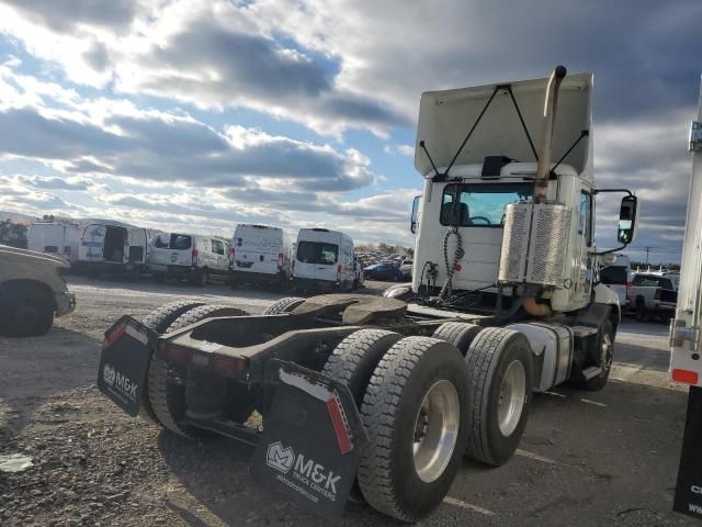 2017 Mack 600 CXU600