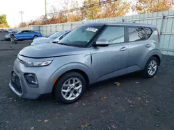 KIA Vehiculos salvage en venta: 2022 KIA Soul LX