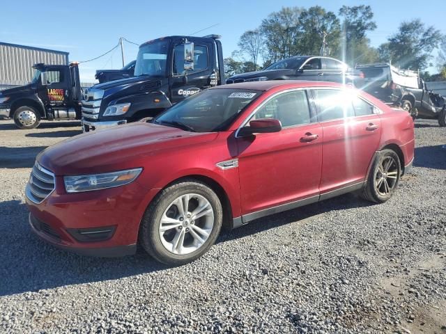 2015 Ford Taurus SEL