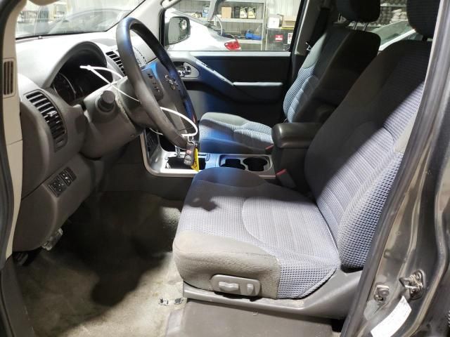 2005 Nissan Pathfinder LE