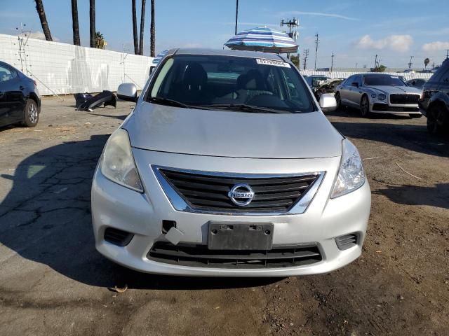 2013 Nissan Versa S