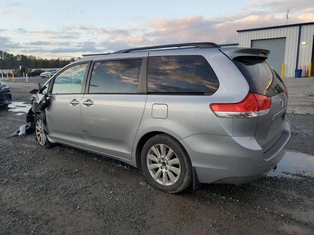 2012 Toyota Sienna XLE