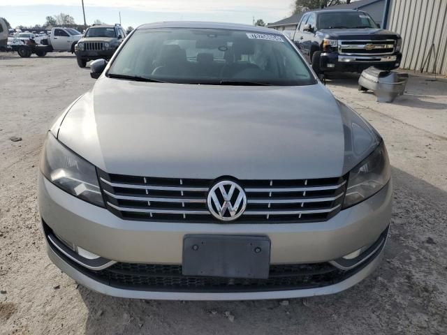 2014 Volkswagen Passat SE