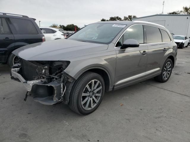 2017 Audi Q7 Premium Plus