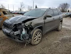 Jeep Grand Cherokee Vehiculos salvage en venta: 2015 Jeep Cherokee Latitude