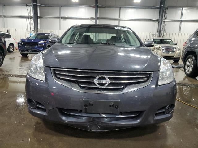 2010 Nissan Altima Base