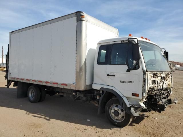 2004 Nissan Diesel UD1800