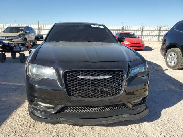 2018 Chrysler 300 S