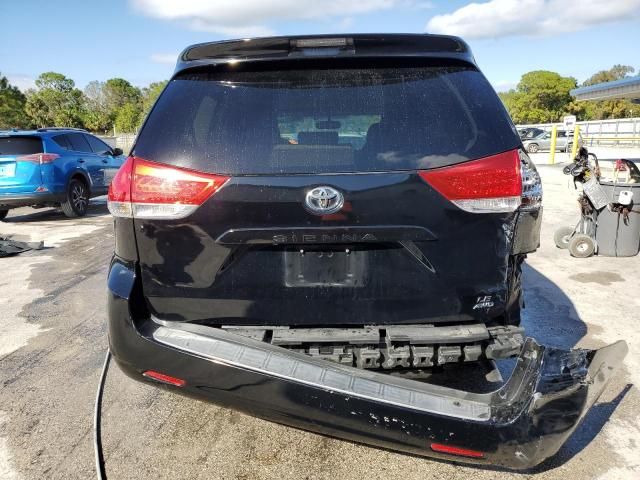 2011 Toyota Sienna LE