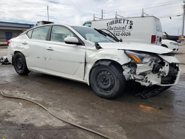 2019 Nissan Altima S