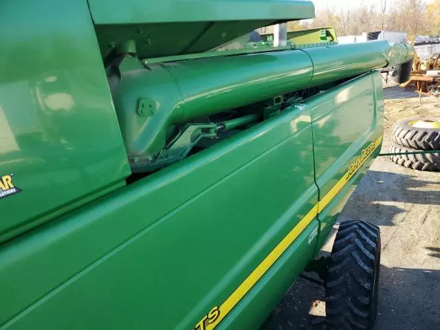 2003 John Deere Tractor