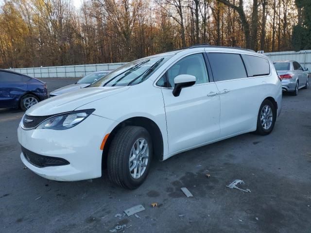 2021 Chrysler Voyager LXI