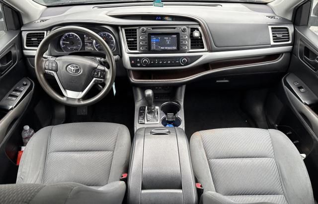 2019 Toyota Highlander LE