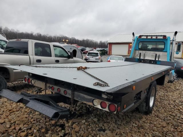 2007 Peterbilt 335