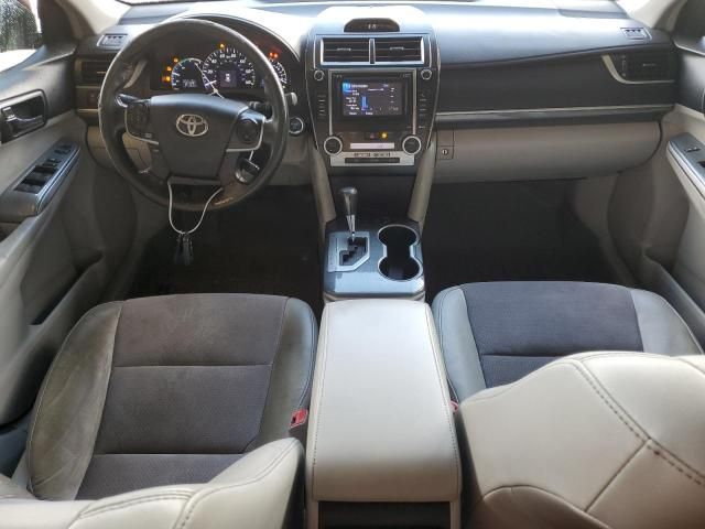 2014 Toyota Camry Hybrid