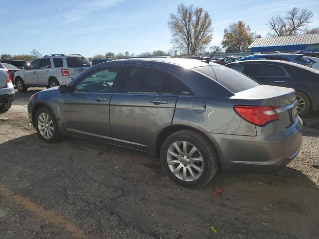 2013 Chrysler 200 Touring