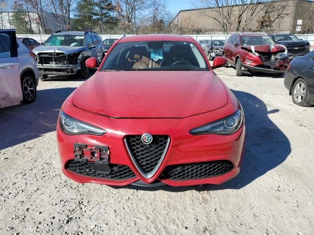 2017 Alfa Romeo Giulia TI Q4