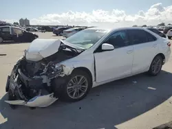 Carros salvage a la venta en subasta: 2017 Toyota Camry LE