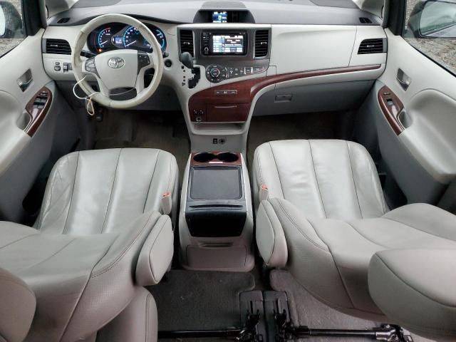 2014 Toyota Sienna XLE