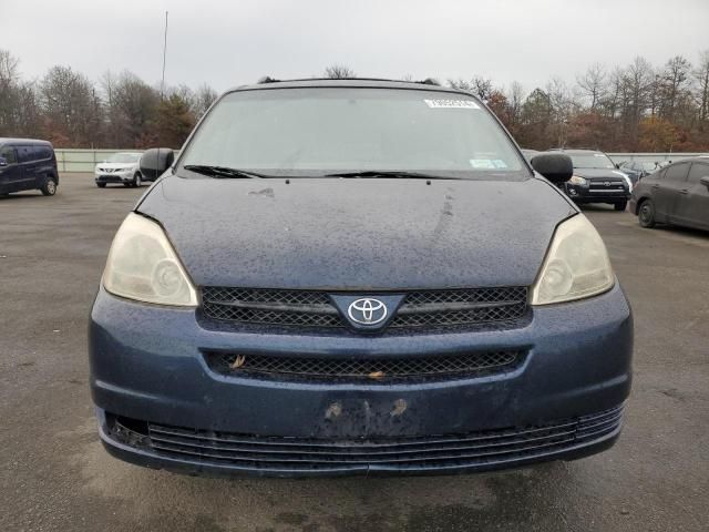 2005 Toyota Sienna CE