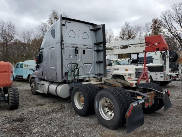 2016 Freightliner Cascadia 125