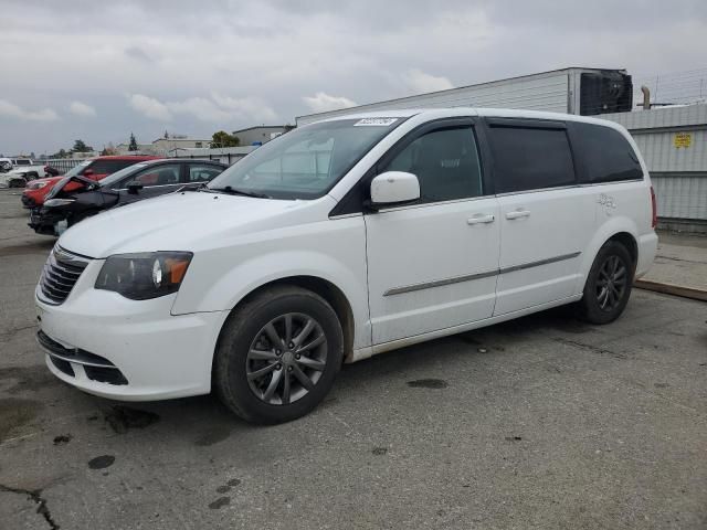 2015 Chrysler Town & Country S