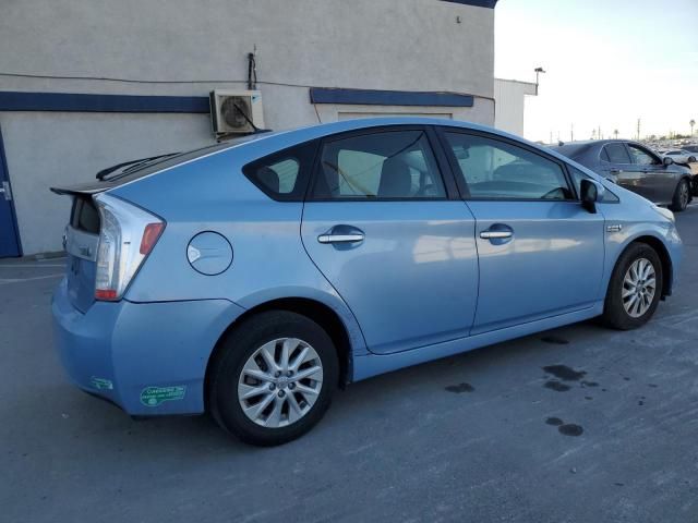 2014 Toyota Prius PLUG-IN