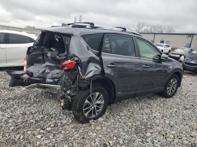 2017 Toyota Rav4 HV LE